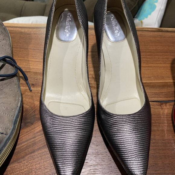 Calvin Klein Women’s Silver Heels Size 7M - Picture 1 of 9